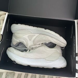 Lululemon White Beyondfeel Run Sneakers